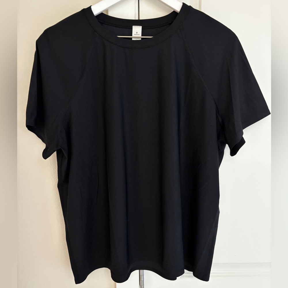 Lululemon Waterside Relaxed Fit UV UPF Short Sleeve Swim Top Rash Guard Black L